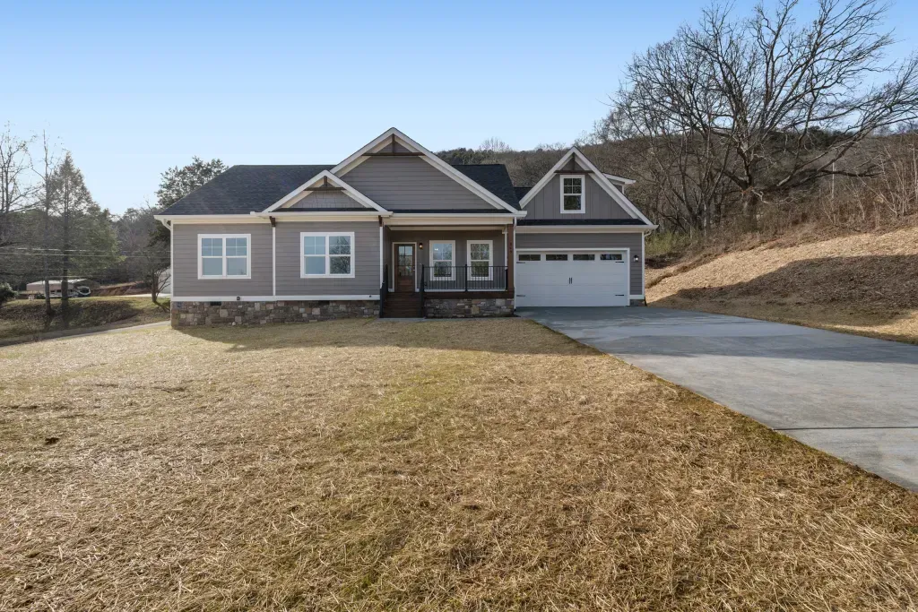 Cox Lane custom home exterior
