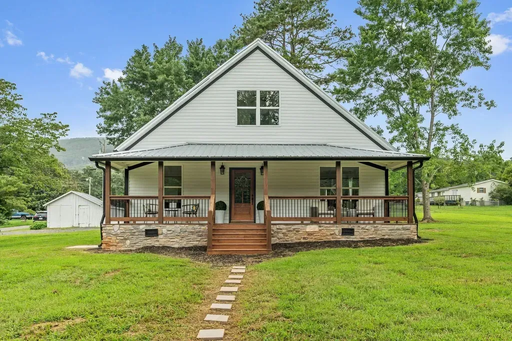 Elm Street custom home exterior