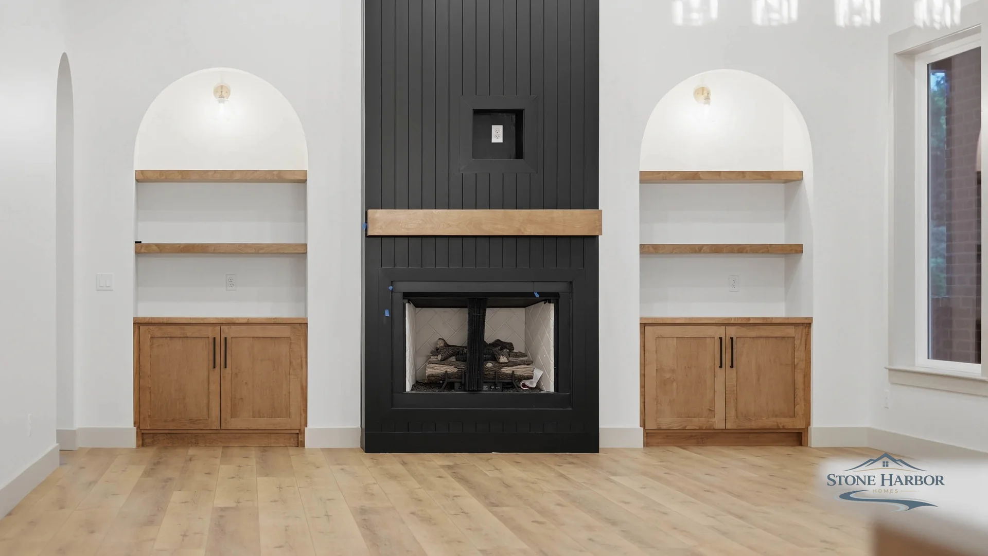 Green Pond great room fireplace with built-in shelving
