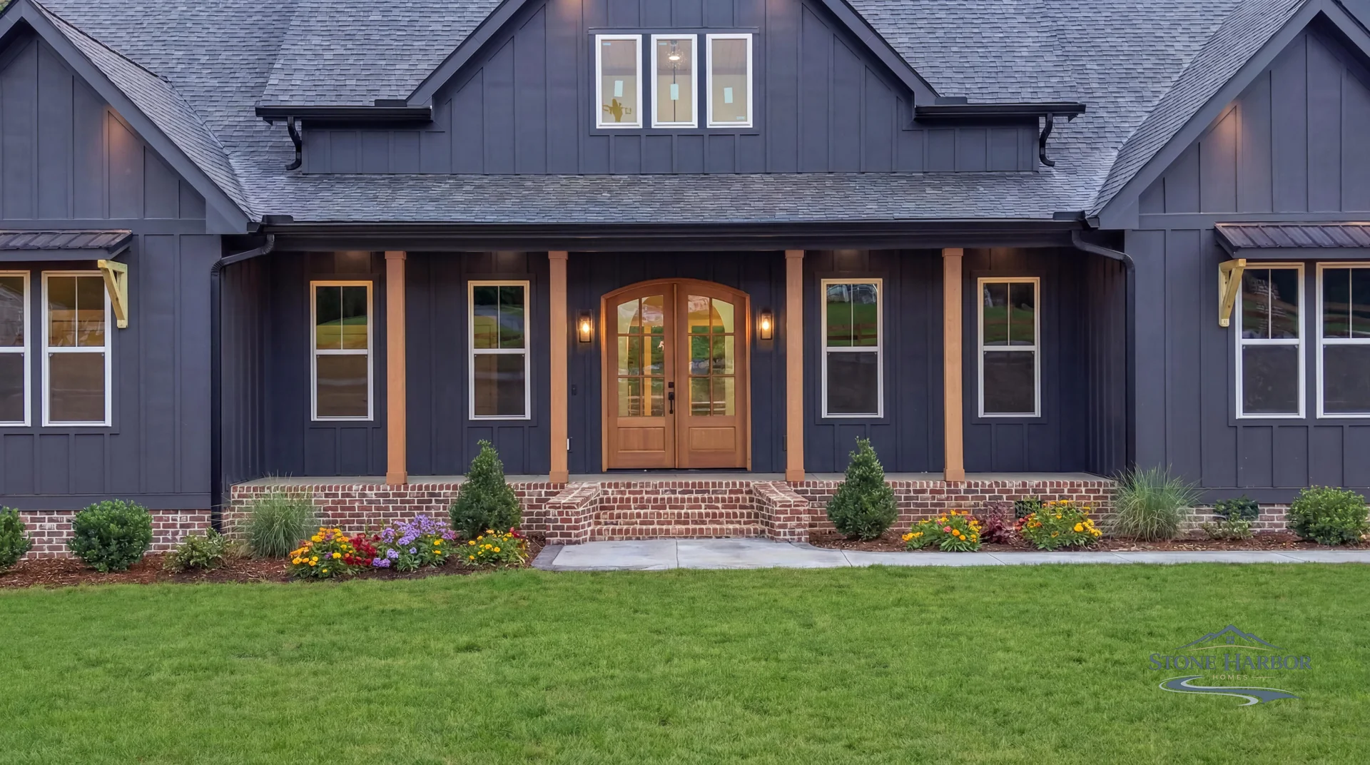 Green Pond front entry and porch in daylight