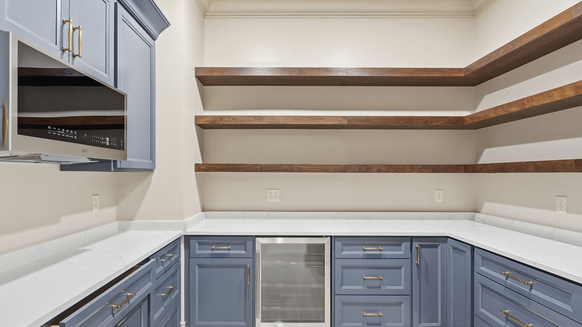 Hixson interior view