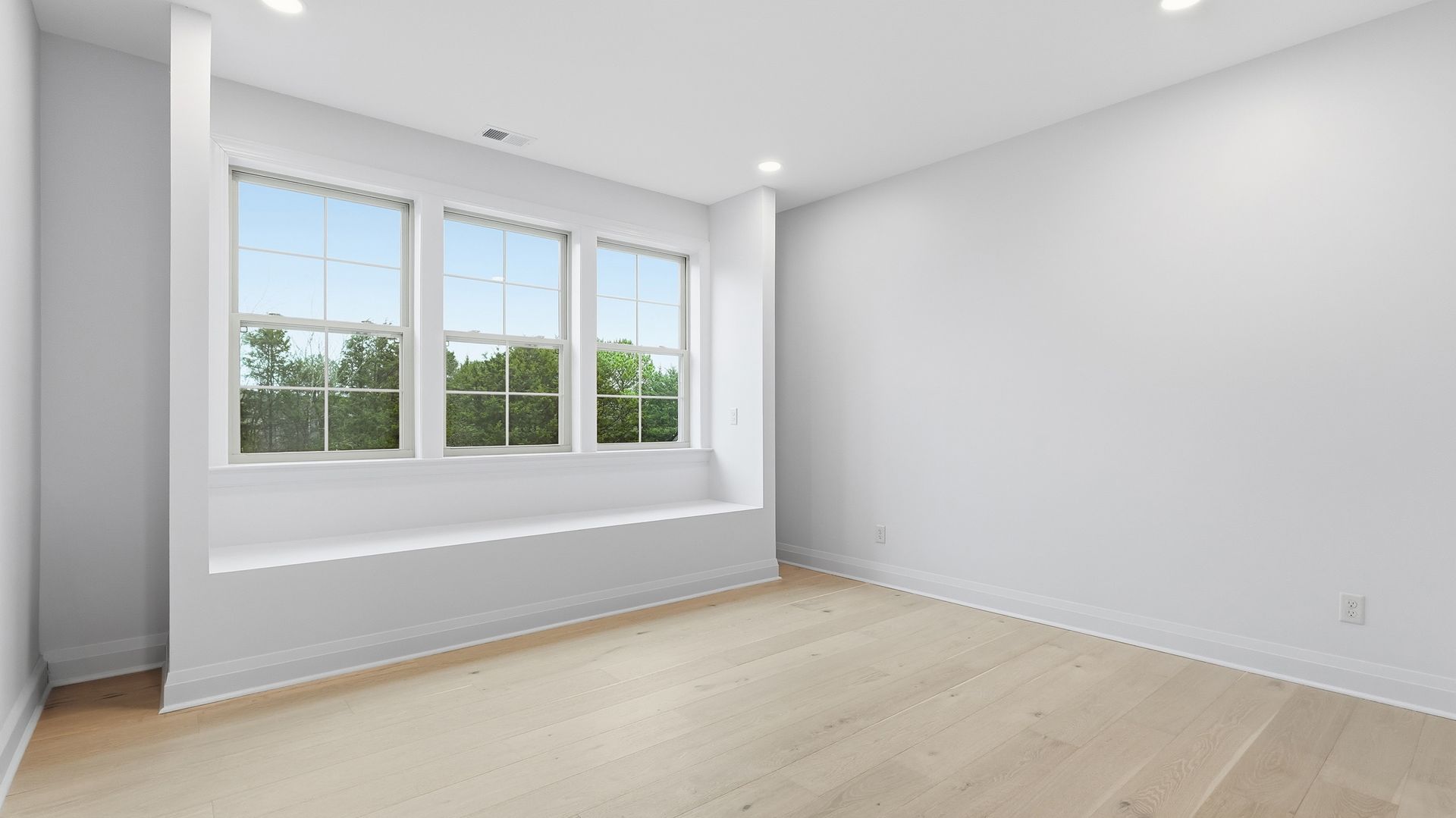 Hixson loft or flex space