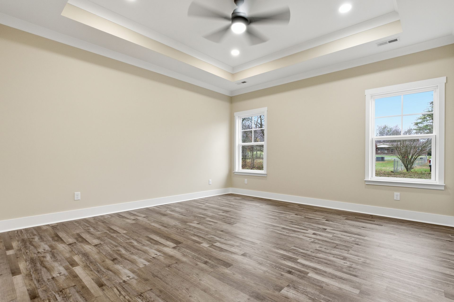 320 12th Ave laundry room
